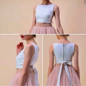 CHICWISH SELF-TIE WHITE SLEEVELESS TOP SIZE M NWT